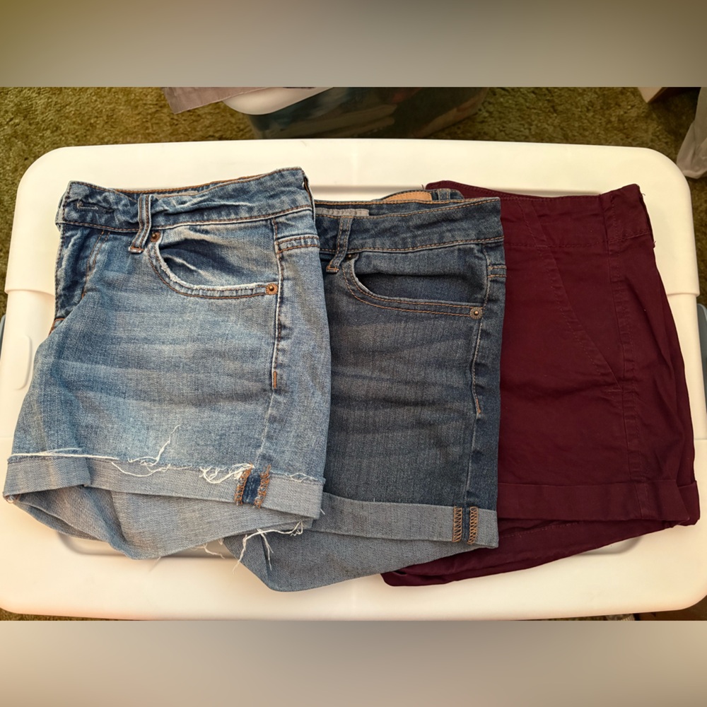 Aeropostale Midi Shorts Bundle